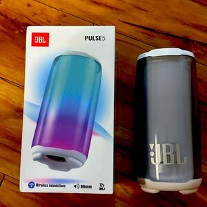 JBL PULSE 5  -  Brand new unopened box